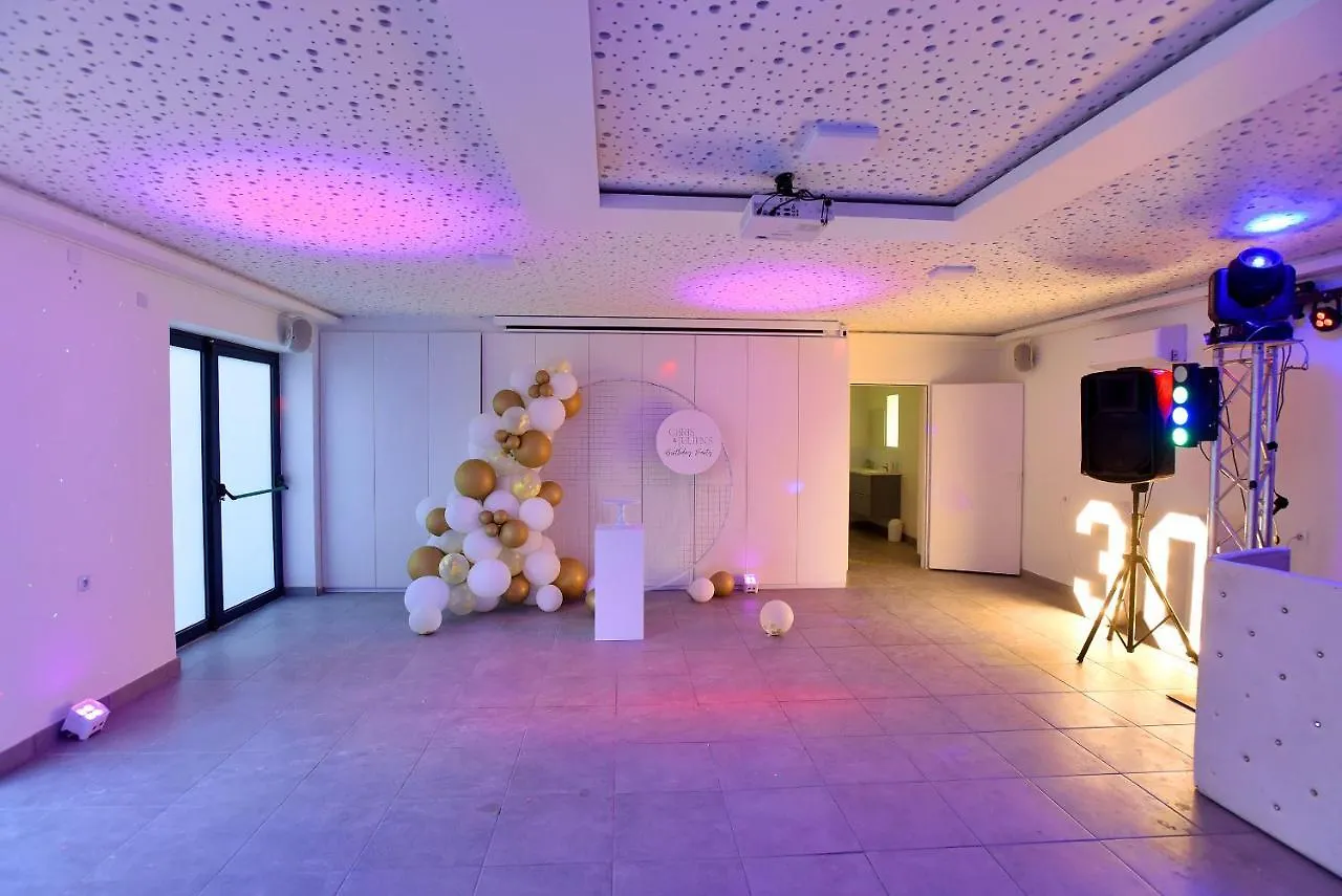 Le Mas Soli - Gites Et Reception Caderousse Villa